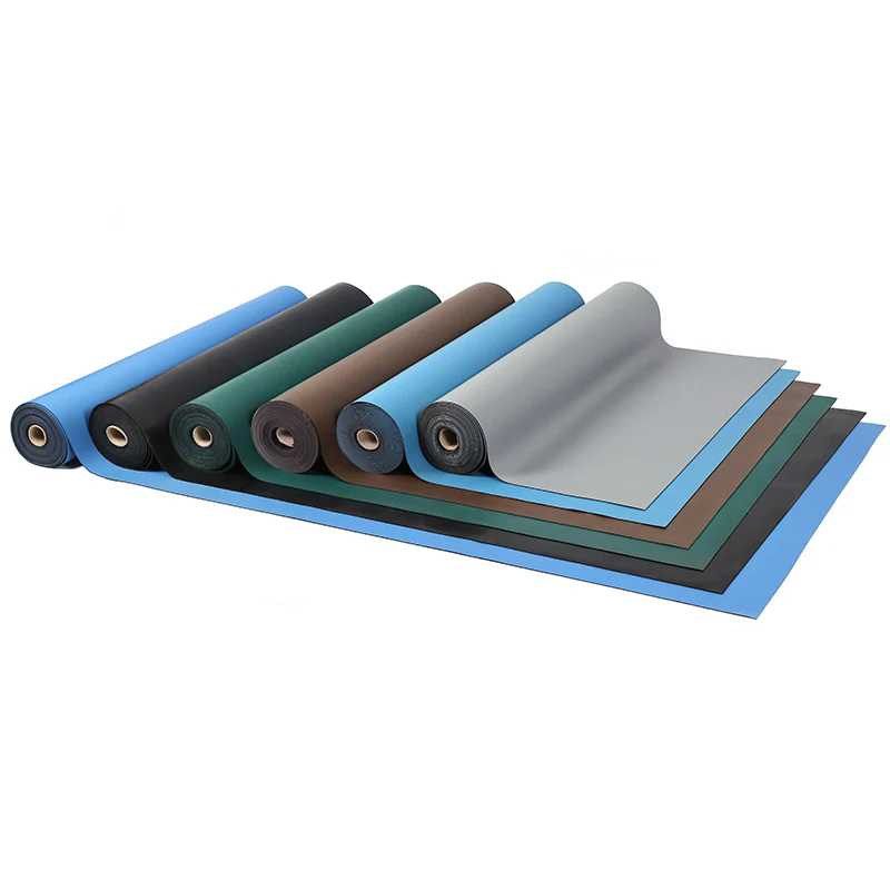 لماذا تعتبر الحصير ESD أمرًا بالغ الأهمية للسلامة في مكان العمل؟