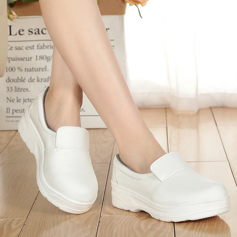 لماذا تعتبر أحذية ESD غير قابلة للتفاوض بالنسبة لمنطقتك المحمية من ESD؟